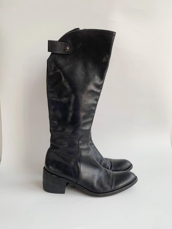 Vintage Tall Riding Boots for Women Size EUR 38 1/2 UK 6 US 8, Knee High Black Equestrian Boots, Low Heel Pointy Toe Metal Toe Cap Boots
