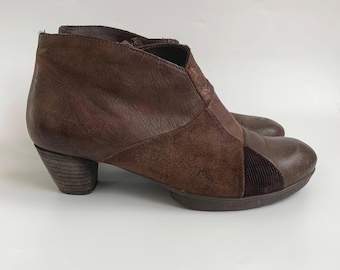 Vintage Brown Heeled Ankle Boots for Women Size EUR 38, UK 5, US 7.5, Y2K Think! Zip Up Grunge Boots, Fall Spring Boho Low Heel Booties
