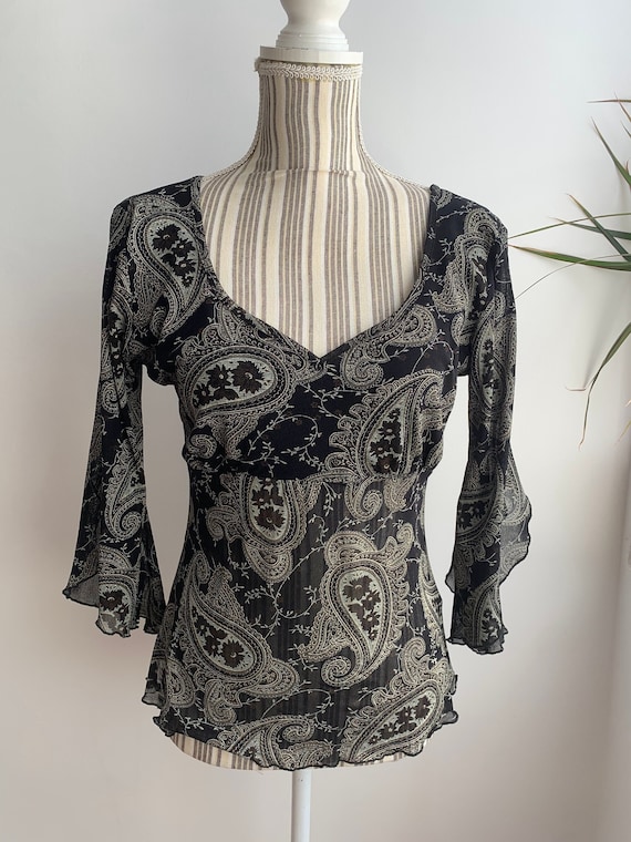 Vintage 90s Y2K Black Sheer Top With Half Flare Sleeves Size L, Y2K Stretchy Paisley Print Sheer Blouse, Fitted V Neck Lace Top, Mesh Shirt