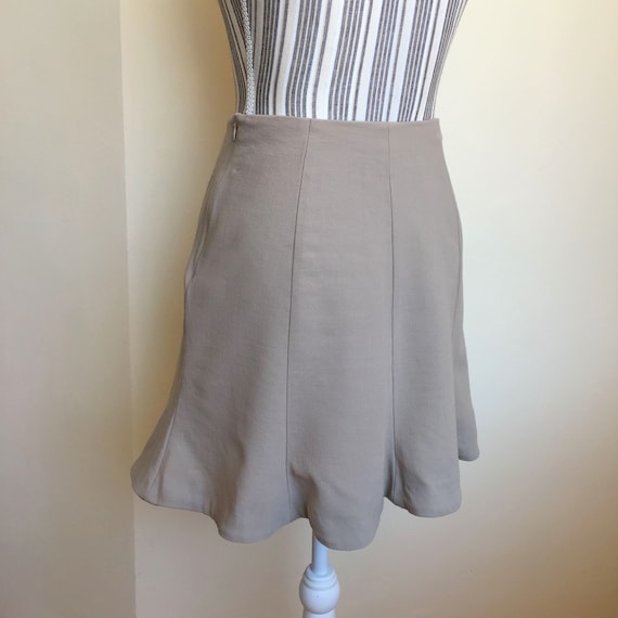Emporio Armani 80s Short Tulip Skirt, Vintage Fit… - image 5