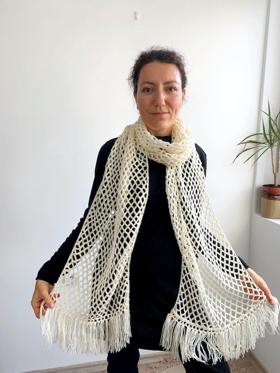 Vintage 90s Off White Lace Crochet Scarf with Tassels, Extra Long Fringed Scarf, Cream Net Scarf, Fishnet Oversized Scarf, Knit Neck Warmer