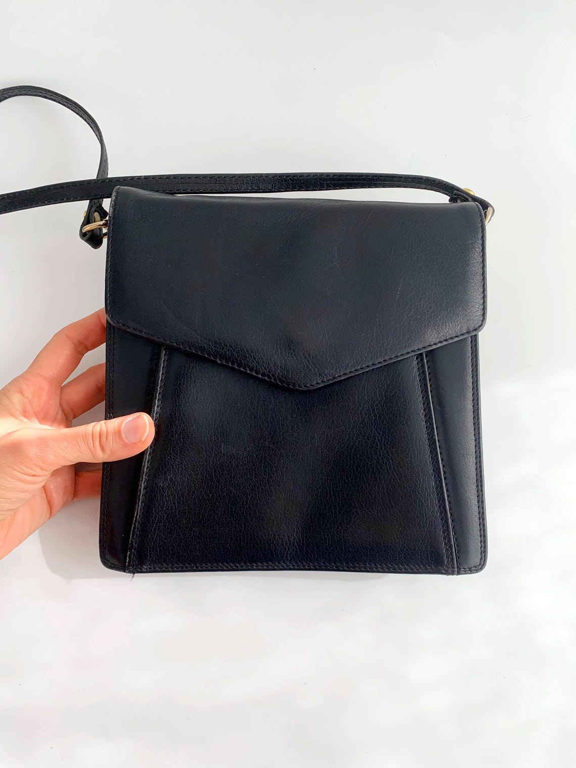 Vintage 90s LaModa Black Leather Shoulder Bag for Women, Real Leather Shoulder Purse, Small Structured Envelope Purse, Boxy Mini Handbag, foto 3 di 5