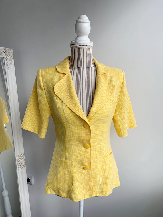 Vintage Yellow Short Sleeve Button Up Blazer for Women XS/S, Mod Retro Style Ladies Summer Jacket, Cute Buttoned Collared Top With Pockets