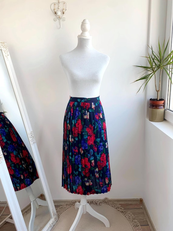 Vintage 70s Floral Midi Skirt for Women Size S, Button Front Pleated Long Skirt, High Waist Retro Boho Skirt, Blue Red Cotton Summer Skirt
