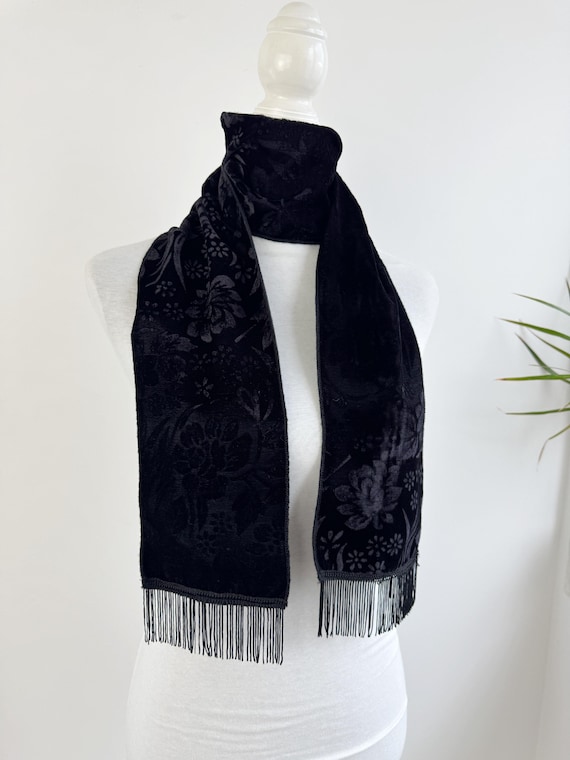 Vintage Black Velvet Devoré Neck Scarf, Floral Burnout Narrow Fringe Shawl, 90s Gothic Formal Wrap, Flocked Velvet Choker, Satin Lined Stole