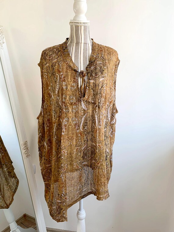Vintage Y2K Plus Size Asymmetrical Sheer Tunic Top for Women Size 3XL, Tobacco Brown Gold Glitter Paisley Print Tie Front Sleeveless Shirt