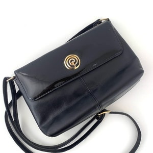 Sac à main verni en similicuir noir vintage des années 90, Mini sac à bandoulière pour femme, petit sac à main avec fine bandoulière réglable, sac à main végétalien