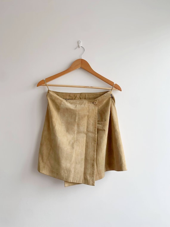 Vintage 90s Tan Beige Suede Mini Skirt Size 38 S M, Nude Suede Wrap Skirt, Camel Brown Suede Leather Mini Skirt, Boho Hippie Leather Skirt