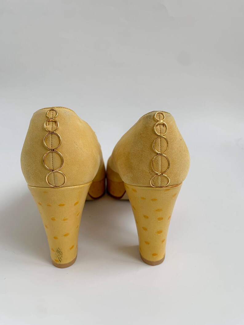 vintage HIEGL yellow suede platform pump with ostrich leather on platform and heel.