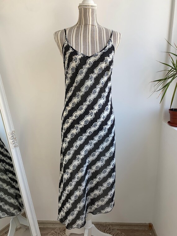 Vintage Black White Grey Floral Sleeveless Maxi Dress Size S M, 90s Y2K Summer Dress with Lining, Spaghetti Strap Romantic Asymmetrical Gown