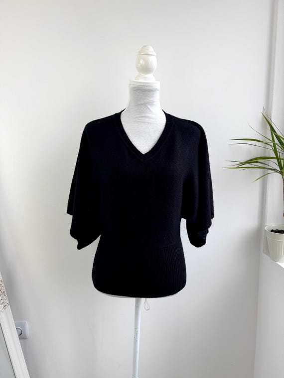 Vintage Black Cashmere Wool Blend Sweater, Kimono Sleeve V-Neck Pullover, Batwing Knit Top, Minimalist Chic Ribbed Waist Jumper Size M/L