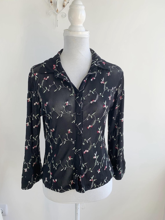 Vintage Y2K Sheer Mesh Blouse Size M/L, Floral Embroidered Top, Whimsigoth Fairycore Blouse, Romantic Gothic Top, Collared Button Up Shirt