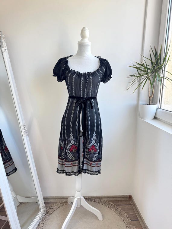 Y2K Denny Rose Black Sheer Mesh Folk Print Open Front Vintage Midi Dress, Boho Puff Sleeve Velvet Bow Tie Belt Italian Designer Size S