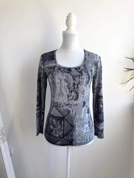 Vintage 90s Grey Mesh Top Abstract Graphic Print Long Sleeve TShirt Y2K Whimsigoth Grunge Tee Renaissance Celtic Knot Tattoo Blouse Size S
