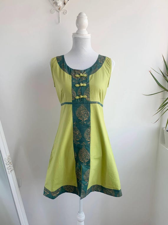 Vintage Apple Green A Line Tunic Size S Gold Block Printed Panels, Tie Back Cotton Sarafan, Frog Closure Boho Hippie Folk Summer Dress