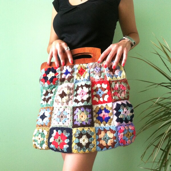 Granny Square Crochet Purse with Wooden Handles, Knit Patchwork Bag, Colorful Handbag, Hippie Shopper, Bohemian Knit Bag, Red Blue Lilac Bag