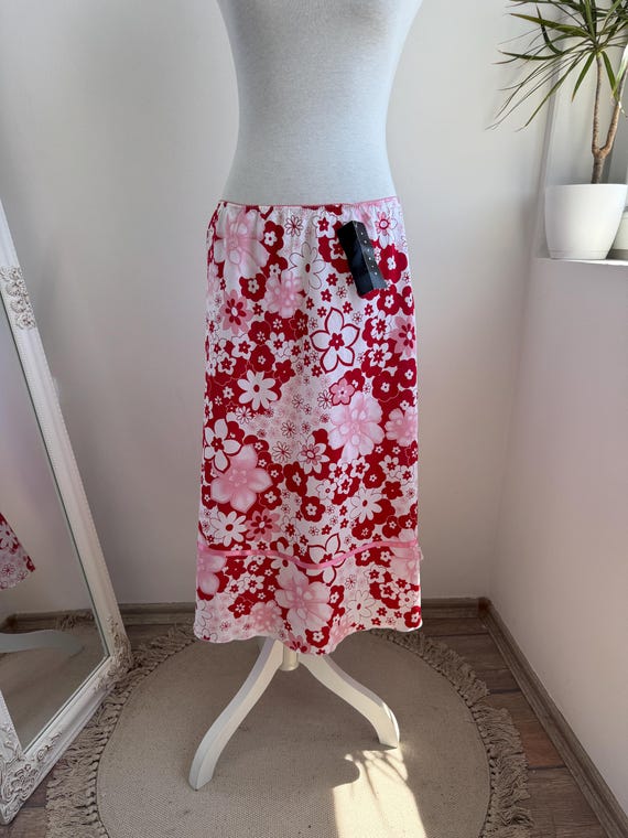 Vintage Sisley Floral Skirt 100% Cotton Pink Red White Y2K Midi Skirt Deadstock Italian Flower Print Cottagecore Summer A Line Skirt Size L
