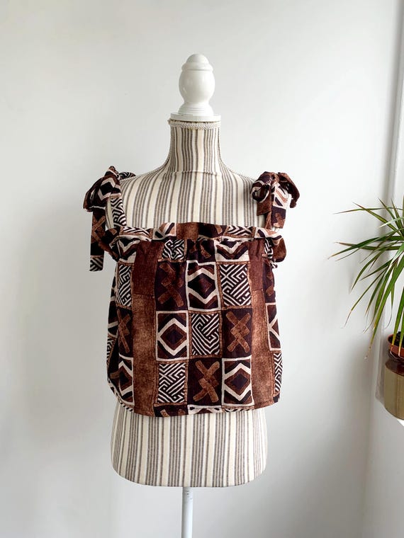 Vintage Y2K Summer Tank Top with Bowtie Spaghetti Straps Square Neckline Cami Top Boho Tribal Beach Slip Top Relaxed Sleeveless Blouse