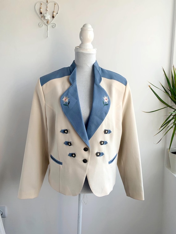 Vintage Trachten Cropped Coat for Women XXL Bavarian Button Up Cream Beige Light Blue Blazer, Long Sleeve Austrian Oktoberfest Dirndl Jacket