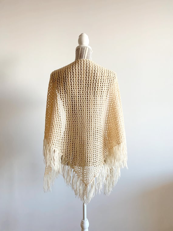 Vintage Ecru Crochet Shawl With Tassels, Cream Winter Wedding Shawl, Ivory Piano Shawl, Chunky Outlander Shawl, Basic Fishnet Triangle Shawl