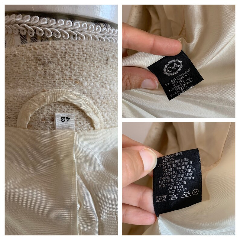 Peut inclure: Un blazer beige avec une &eacute;tiquette noire indiquant "C&A" et la composition du tissu. L'&eacute;tiquette indique &eacute;galement la taille 42. Le blazer est doubl&eacute; de satin blanc.