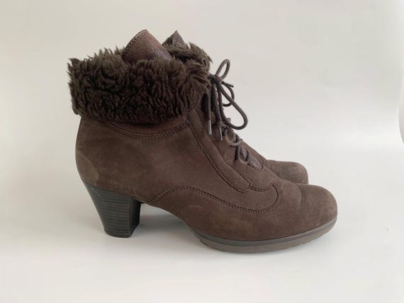 Brown Suede Boots Size UK 6, US 8, EUR 39, Vintage 90s Lace Up Leather Oxford Boots, Kitten Heel Ankle Boots, Elegant Tie Up High Heel Shoes