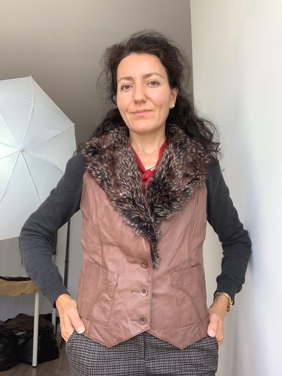 Vintage Brown Leather Sleeveless Jacket Women's Size L, Soft Real Leather Vest, Button Up Cropped Waistcoat, Detachable Faux Fur Collar