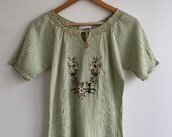 Sage Green Floral Embroidery Top Size S, Indian Crepe Cotton Shirt, Gypsy Peasant Lightweight Gauze Blouse, Summer Festival Boho Top