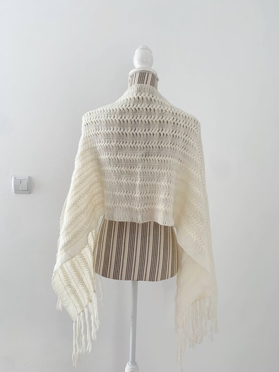 Cream Off White Braided Knit Lace Scarf with Tasse