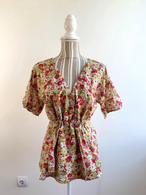 Vintage Cotton Silk Blend Wrap Style Top, 90s V Neck Blouse, Women’s Floral Belted Top, Romantic Cottagecore Tie Back Blouse Size EU 40 M L