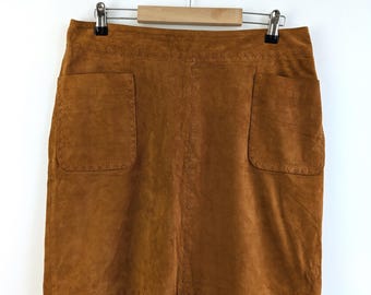 Vintage 90er Jahre Y2K Toffee Braun Wildleder Mini Rock Größe M L, Boho Hippie Gepatchte Taschen Super Weicher Echtleder Rock, 70er Jahre Stil Groovy Kleidung