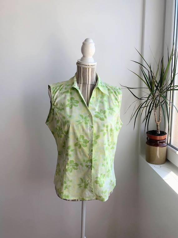 Cotton Sleeveless Blouse Size L, Summer Button Up Shirt, Woman Floral Top with Collar, Vintage 90s Light Green Vest Shirt, Retro Tank Top
