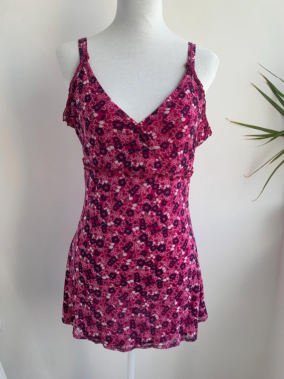 Vintage Y2K Tank Top Size L, Hot Pink Purple Lace Cami Top, Spaghetti Straps 90s Grunge Summer Top, Stretchy Floral Tulle Top With Lining