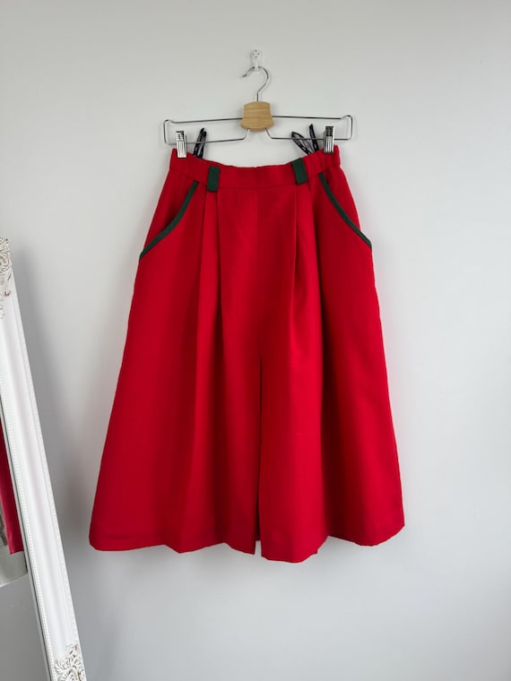 Vintage 80s Red Midi Skirt Size S, High Waisted Trachten Dirndl Skirt, Oktoberfest Pleated Skirt with Pockets, Folk Asutrian Bavarian Style
