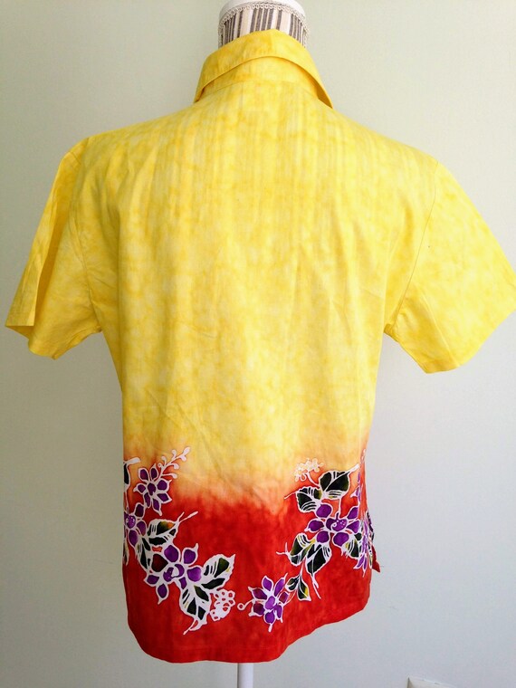 Stamped Floral Shirt in Yellow and Orange, Vintag… - image 7