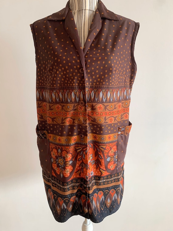Vintage 70s Button Down Vest for Women Size XL, Brown Floral V Neck Collared Vest, Housewife Workwear With Pockets, Bohemian Sleeveless Top