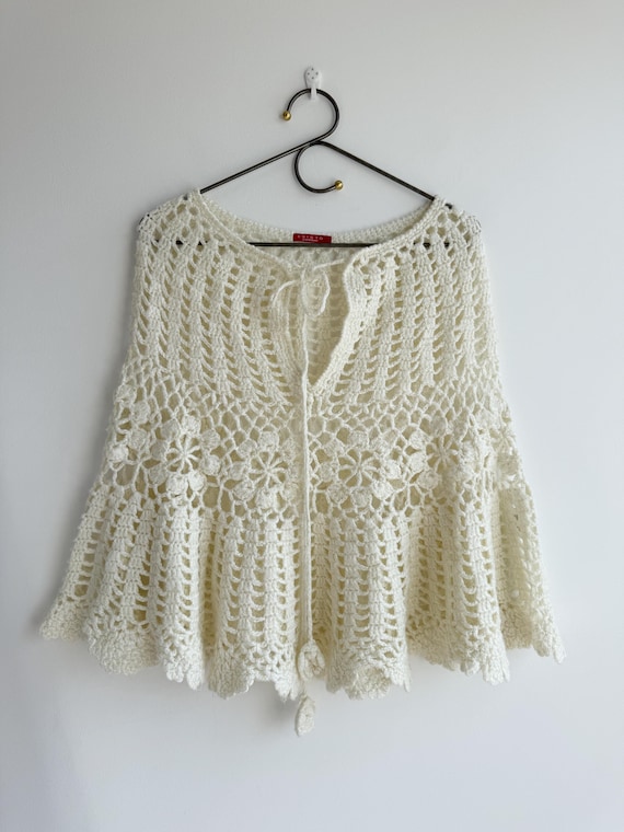 Vintage Y2K Mesh Crochet Poncho for Women, Floral Off White Shoulder Wrap, Asymmetrical Boho Beach Cover Up, Acrylic Mohair Lace Shawl Top