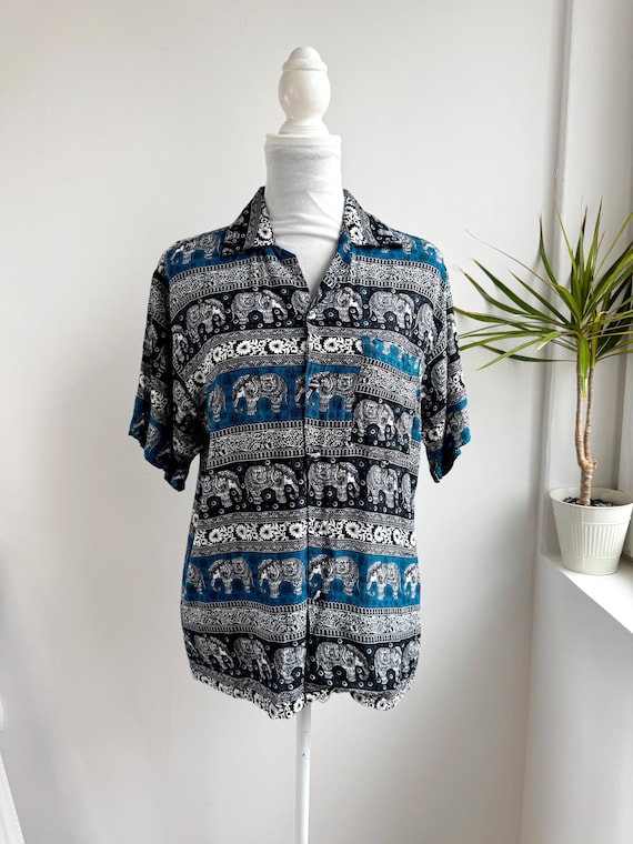 Vintage Elephant Print Shirt Men Medium Women Large, Unisex Rayon Boho Festival Top, Retro Hippie Short Sleeve Button Down Made in Thailand