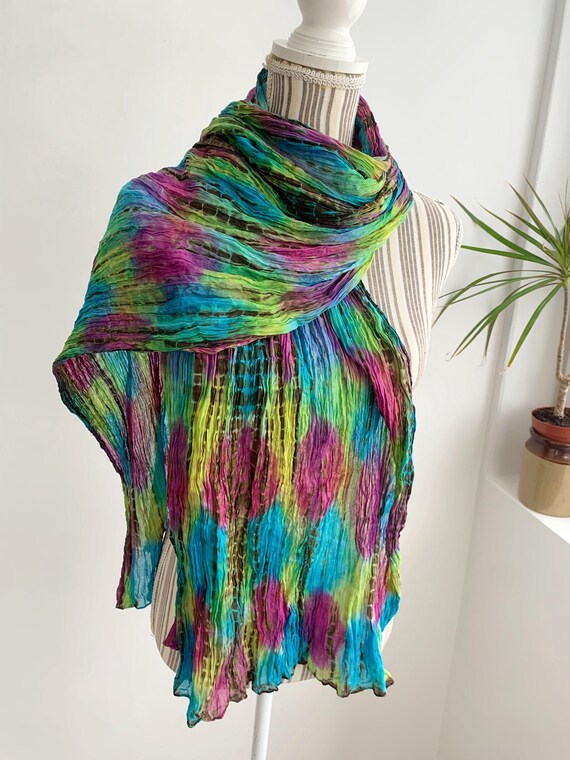 Vintage 90s Indian Shibori Tie Dye Scarf, Colorful Rainbow Shoulder Wrap Shawl, Textured Crinkled Crepe Cotton Light Summer Boho Neck Scarf
