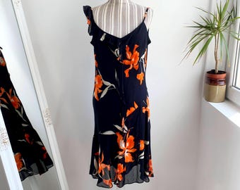 Robe mi-longue sans manches fleurie vintage noir orange Taille L Année 2000 Robe d'été romantique en mousseline de soie à volants et col asymétrique