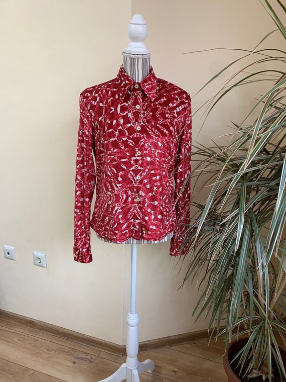 United Colors of Benetton Vintage Shirt, 90s Red Abstract Print Blouse, Long Sleeve Button Up Top, Stretchy Collared Shirt Women Size L