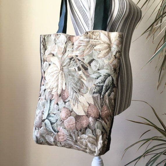 Vintage 70s Floral Tapestry Handbag, Bohemian Carpet Book Tote Bag With Leather Straps, Boho Kilim Gobelin Fabric Purse