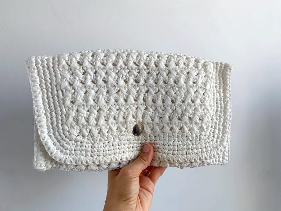 Vintage 90s White Summer Bag, Minimalist Small Crochet Handbag, Nineties Aesthetic Purse, Retro Underarm Bag, Upcycled Plastic Bags Clutch