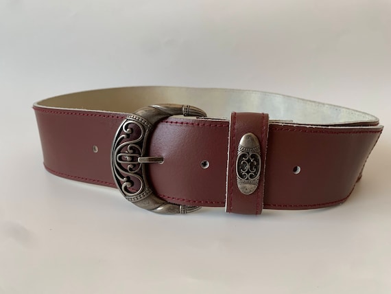 Vintage Burgundy Brown Leather Belt for Women, Boho Chic Waist Cincher, Wide Waist Belt with Carved Buckle, Bohemian Belt Size 75 cm 29"