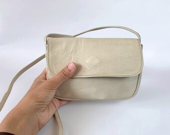 Small Leather Crossbody Bag for Women, Vintage 90s Beige Leather Cross Body, Mini Leather Handbag, Shoulder Purse, Minimalist Satchel Purse