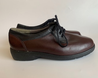 Brown Leather Women's Oxford Shoes UK 5 1/2 EUR 38 1/2 US 7 1/2, Vintage 80s Lace Up Flats, Comfortable Low Heel Brogues, Granny Loafers