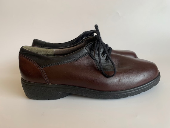 Brown Leather Women's Oxford Shoes UK 5 1/2 EUR 38 1/2 US 7 1/2, Vintage 80s Lace Up Flats, Comfortable Low Heel Brogues, Granny Loafers