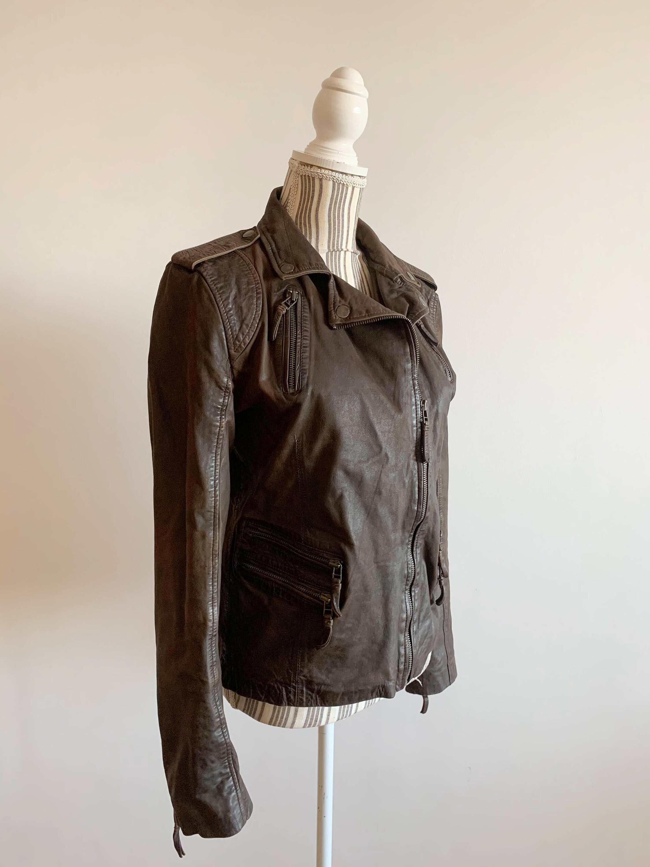 Vintage Y2K Women's Real Leather Jacket Size 40 M, Taupe