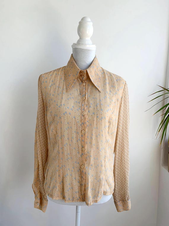 Vintage Y2K MOTIVI Ditsy Floral Sheer Button Up Shirt Size L, Long Sleeve Dagger Collar Mesh Blouse, Pale Yellow Collared See Through Top