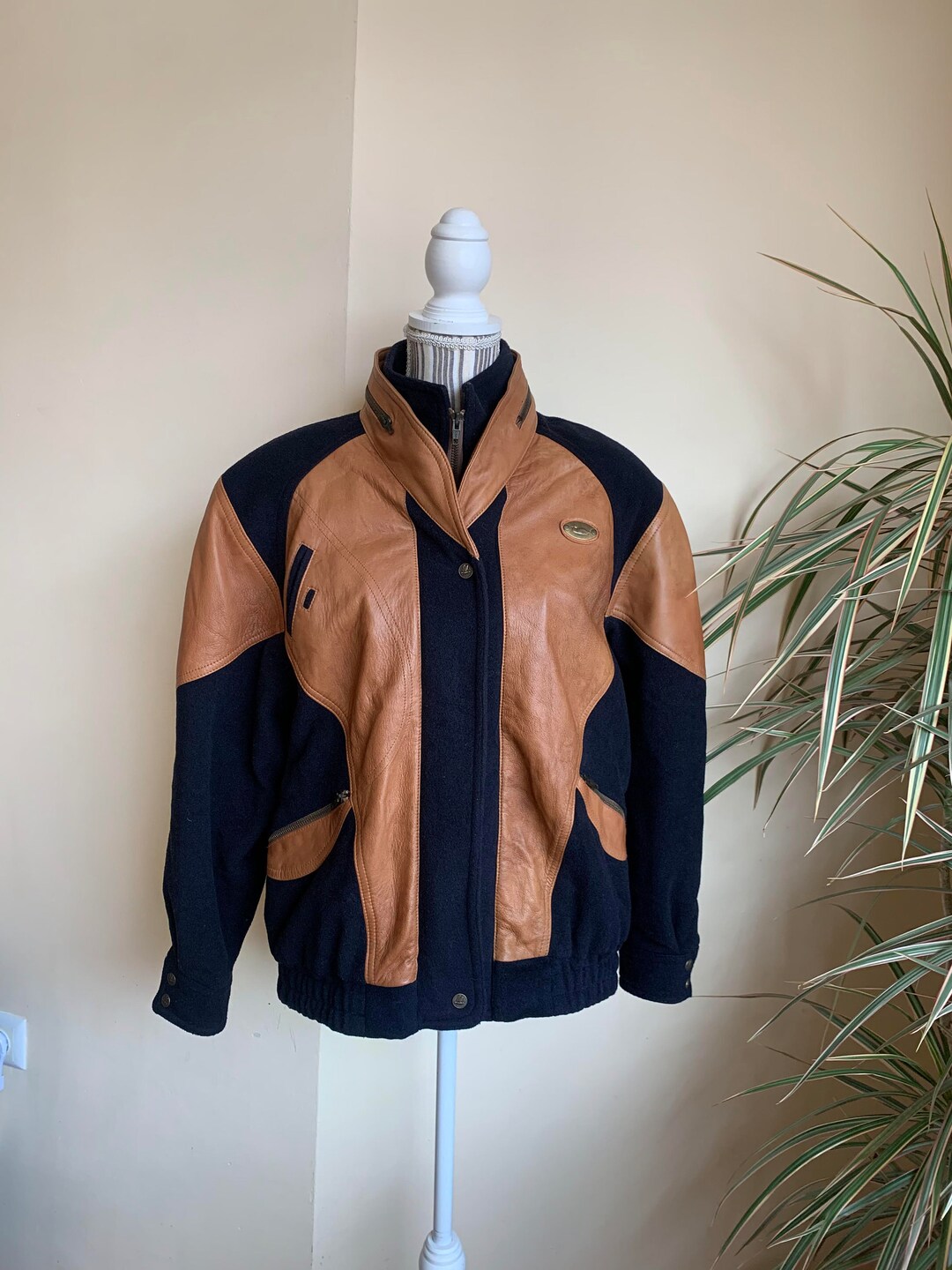 Women’s Vintage O-neck Bomber Jacket